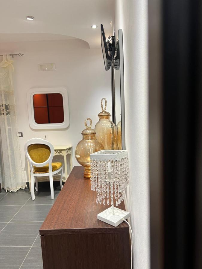Nel Cortile Suite Чефалу Екстер'єр фото